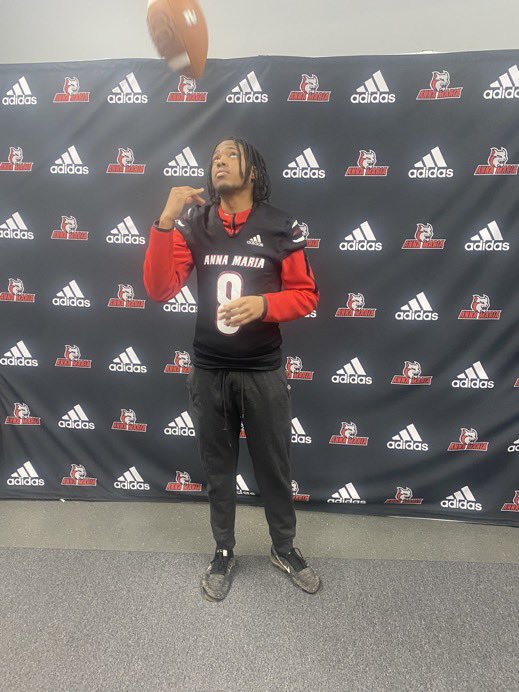 Zy.dinero tweet media