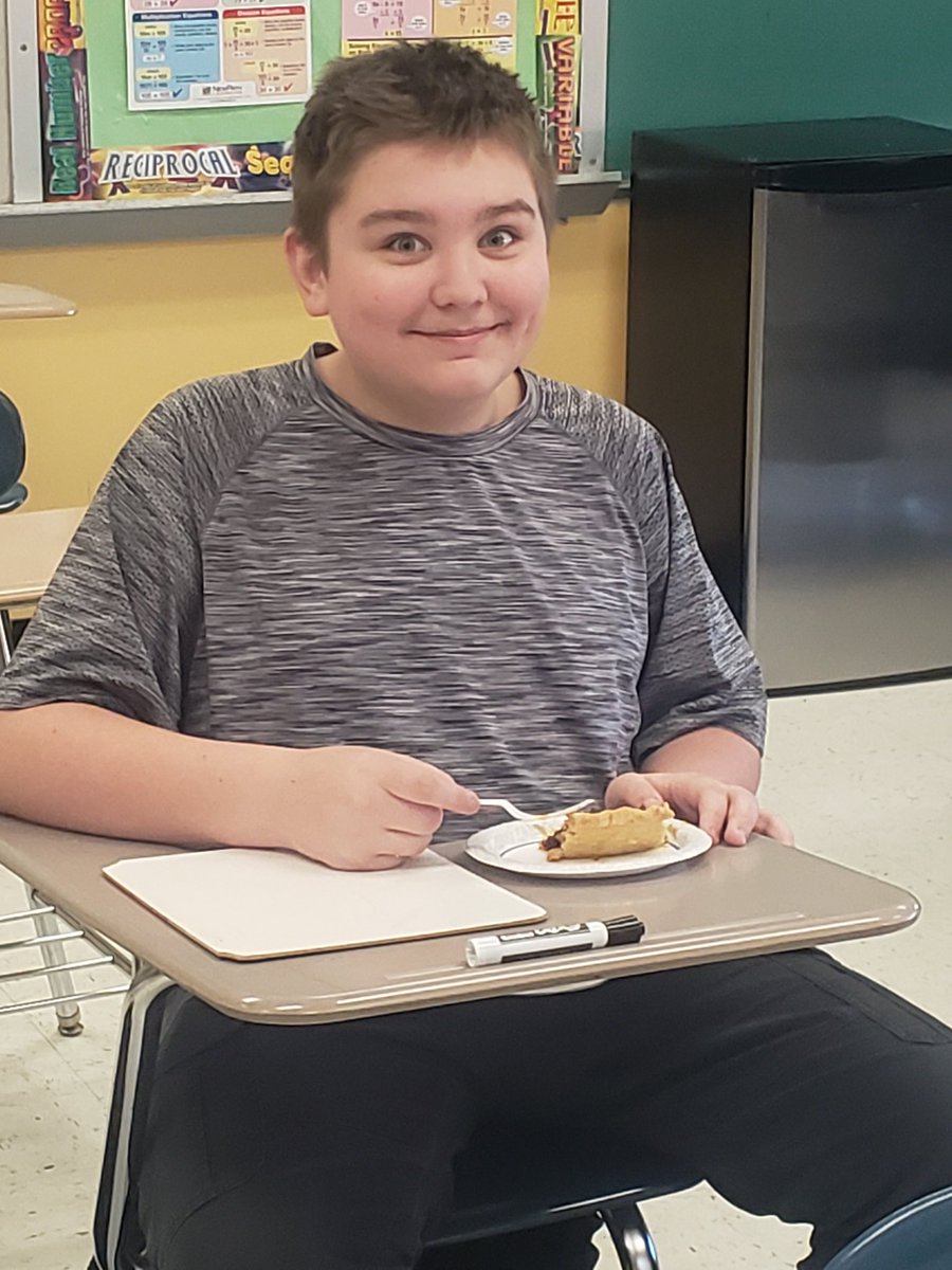 MathEagles's tweet photo. Happy "pi" day !! We had a great day today with various activities and competitions! We had a girl recite 33 digits of pi today! Enjoyed some real pics as rewards! @lakes_renee @LHSGoldenEagles @SuptStover https://t.co/3gKQES1eJq