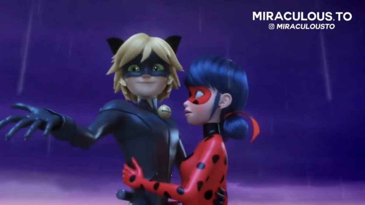 ExtraMiraculous's tweet photo. the way her hand lingers on his waist>>>>
#MiraculousSeason4Finale #MLBS4Spoilers #MiraculousLadybug https://t.co/1yRZl1OWMg
