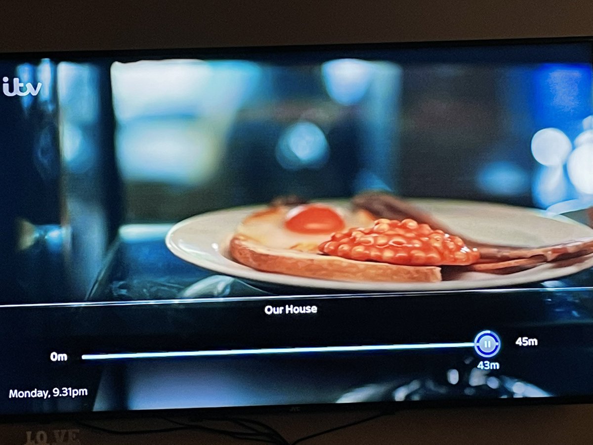 RMorgasm's tweet image. Absolutely smashed it with the props!  @ITV #OURHOUSE #ITV