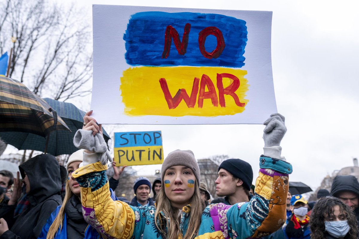 electroboyusa's tweet photo. Dear Mr. Putin,

Read the sign and stop the genocide NOW!

It's going to be 7.9 billion against you!

Signed,

The World 🌍

P.S. Retweet this around the world, please.

#NoWarInUkraine https://t.co/TGIBJpFUxN