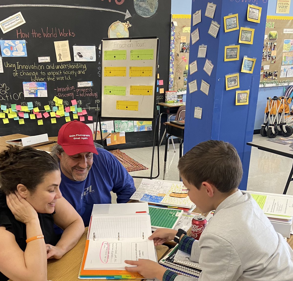 DemarinisMrs's tweet photo. Student-led Conference night this quarter. The students did an amazing job showing their parents our classroom, AVID binders, and our IB units. https://t.co/9fyVdXgNv8