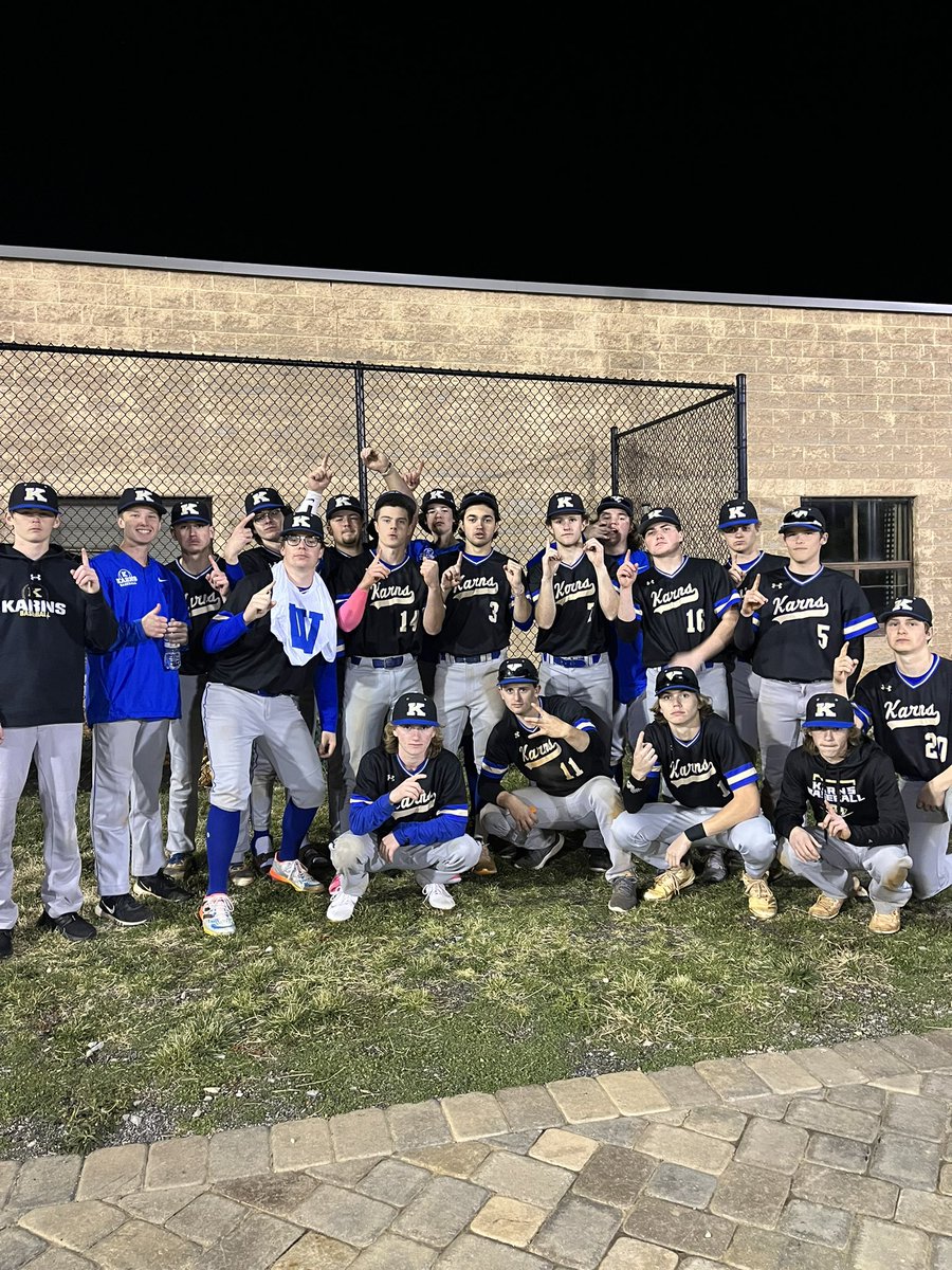 KARNS WINS

#WearTheW
#WIN