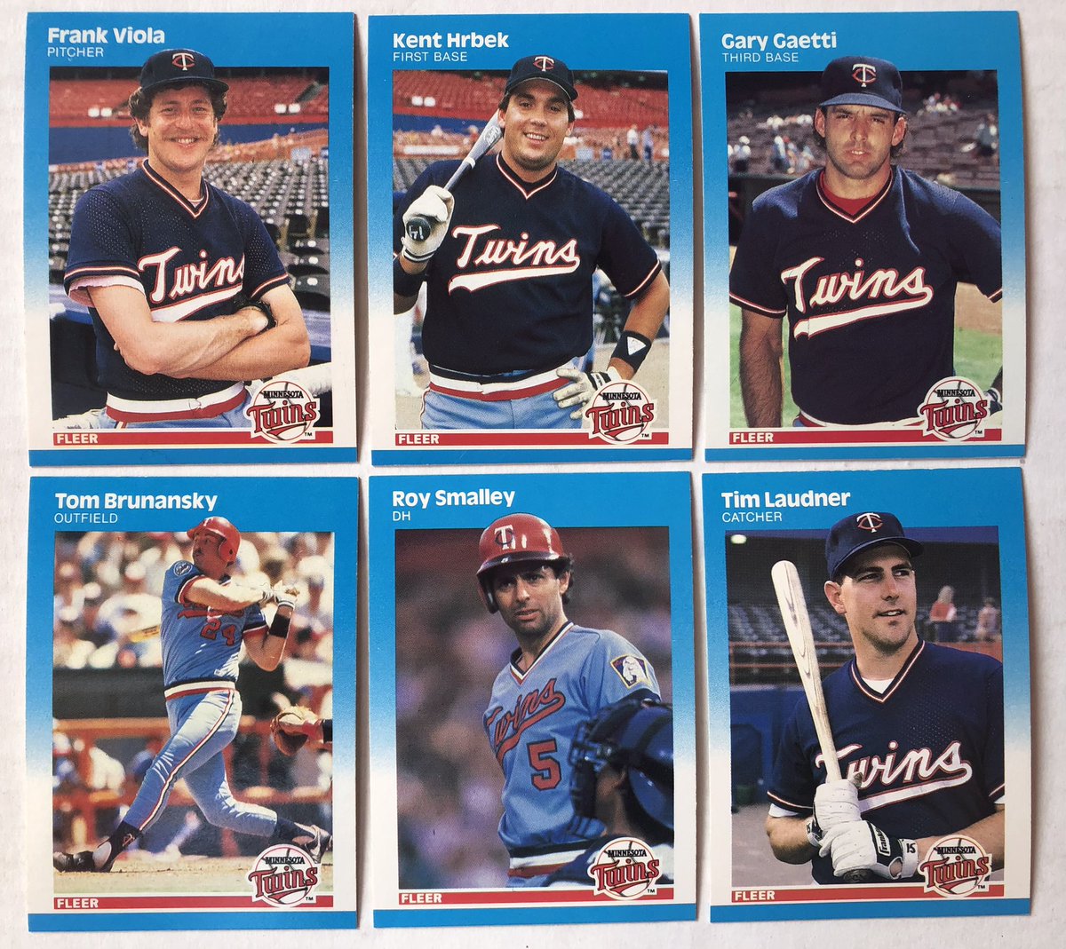 TwinsAlmanac's tweet image. Retweet for a chance to win these 1987 Fleer cards of #MNTwins all-time fan favorites Frank Viola, Kent Hrbek, Gary Gaetti, Tom Brunansky, Roy Smalley, and Tim Laudner.

These navy jerseys are better without Kasota gold, don’t you agree?