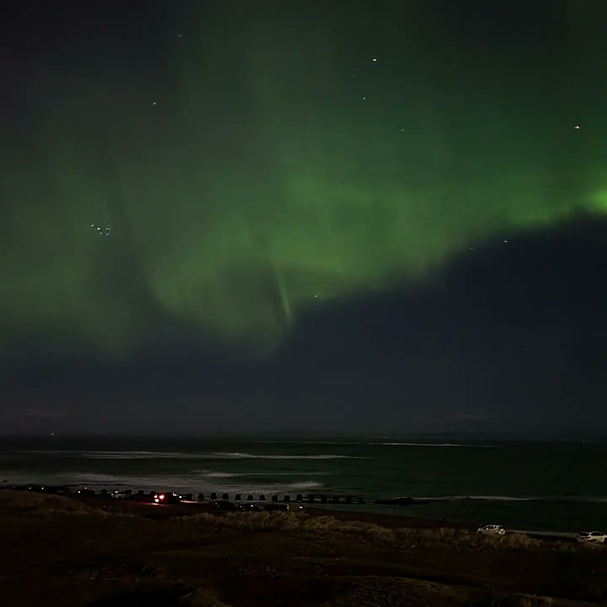 Ennaidblogs's tweet photo. How magical our universe is. The lady aurora might not protect us from the evil of humanity, but my goodness, she goes to some length to protect our planet. She danced for hours with her shield battling that solar flare. 
I have been going through a really tough time with https://t.co/C8Eom9gVbV