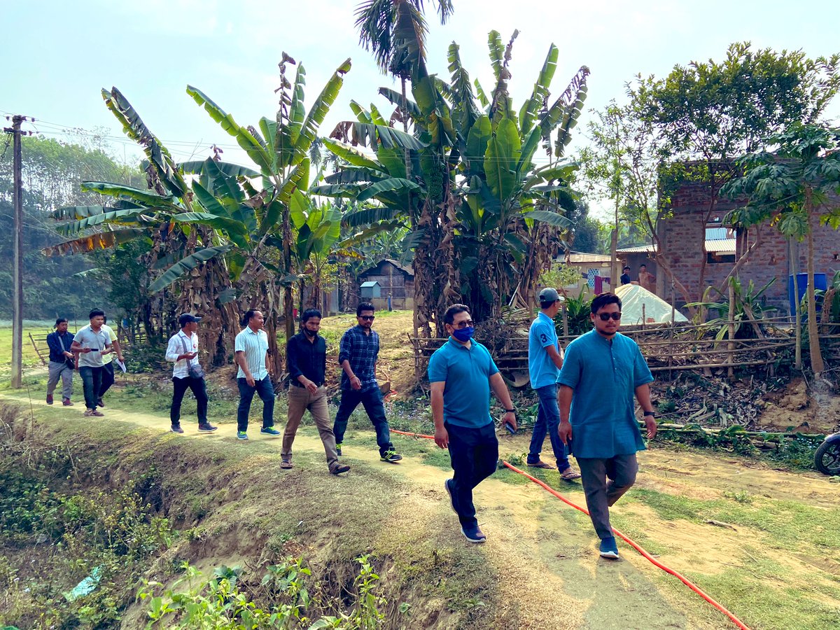 SurajTipra's tweet photo. We 12-Takarjala YTF Extended some financial help to Lt. Mujesh Debbarma the warrior of #GreaterTipraland who passed away on 12th March on the way to #Choba in Astabal as we all know dt our loving Bubagra teach us to help people in tough situation. @PradyotManikya @SuhelDe66929432 https://t.co/r2EICg8h8z