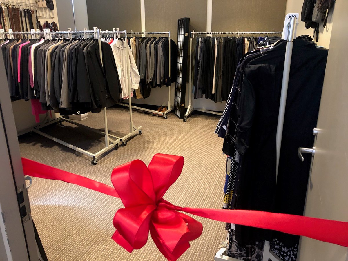 mderbBostonU's tweet photo. The @BU_Tweets Professional Clothing Closet, a joint effort between @BUNewburyCenter and @BU_CCD opened today!  Thank you to @InnovateBU for their support, too.  So excited to be part of making Tima Dasouki's dream a reality!  Well done, Tima!  #FirstgenForward https://t.co/QoaxUrYa2r