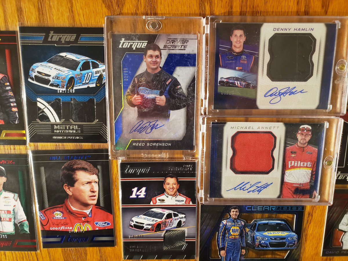 #SmokeBreaks / Mitch Mazur tweet media