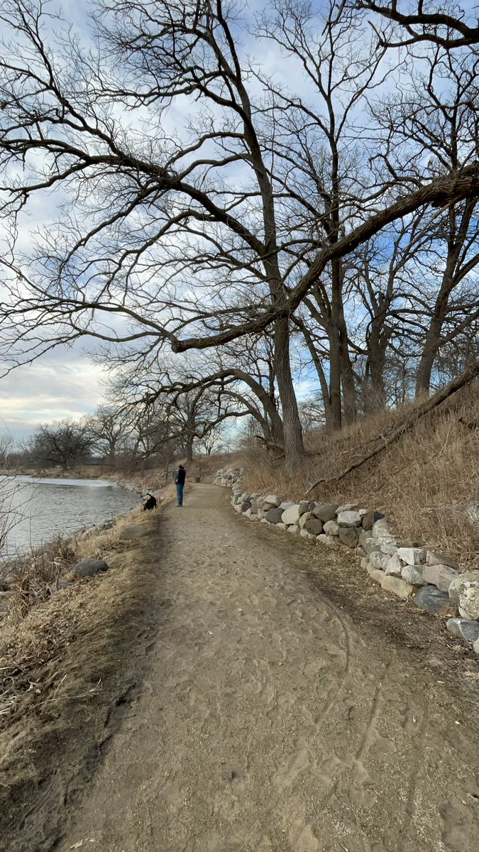 PastorWarren14's tweet photo. Mondays are for the dogs 🐕- 3/14/22 https://t.co/n9QxvqDI88 via @YouTube #muddymondays #MondayMotivation #mondaythoughts #GodMorningMonday #dogsoftwitter #hikingadventures #gettingmuddy #Mondayvibes #2Cor5v21 https://t.co/qe05cFfwe3