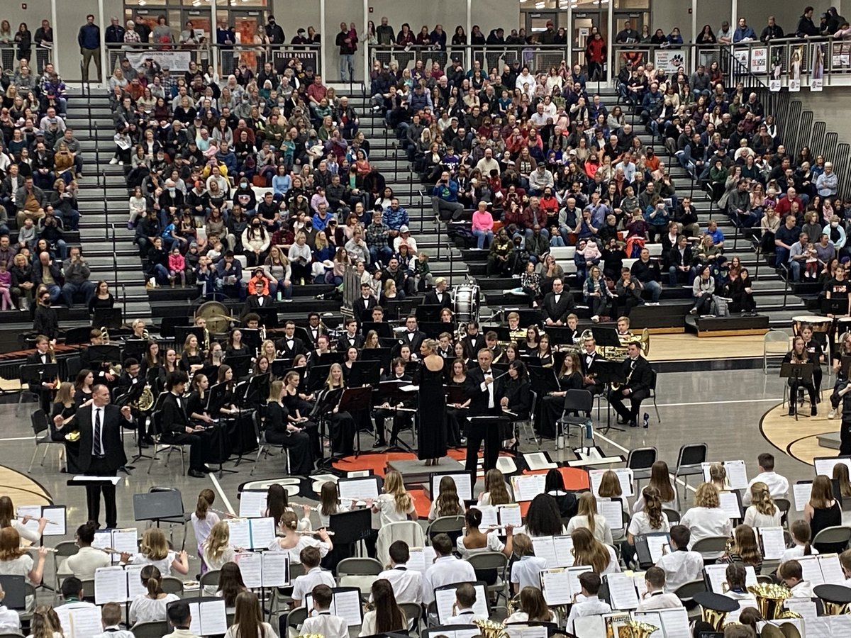 Dr. Steven Geis (@drsgeis) on Twitter photo It was an honor being the Guest Conductor of the Combined Ensembles at the Farmington Band Jubilee. Our students are extremely talented and I am so proud of them. It was an honor being the Guest Conductor of the Combined Ensembles at the Farmington Band Jubilee. Our students are extremely talented and I am so proud of them.
