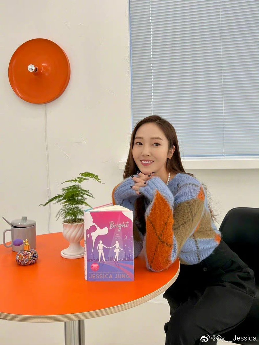 Jessi__sy's tweet photo. #readBRIGHT🐰 https://t.co/PTelWP61hJ