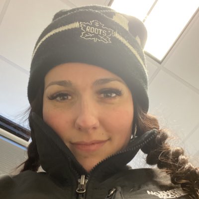 KennedyRussell's tweet photo. #NewProfilePic #nofilter #hashtag #itme this was next to the actual one I planned to pick… and I just felt called to select dis lil pic https://t.co/arPyDETx7U