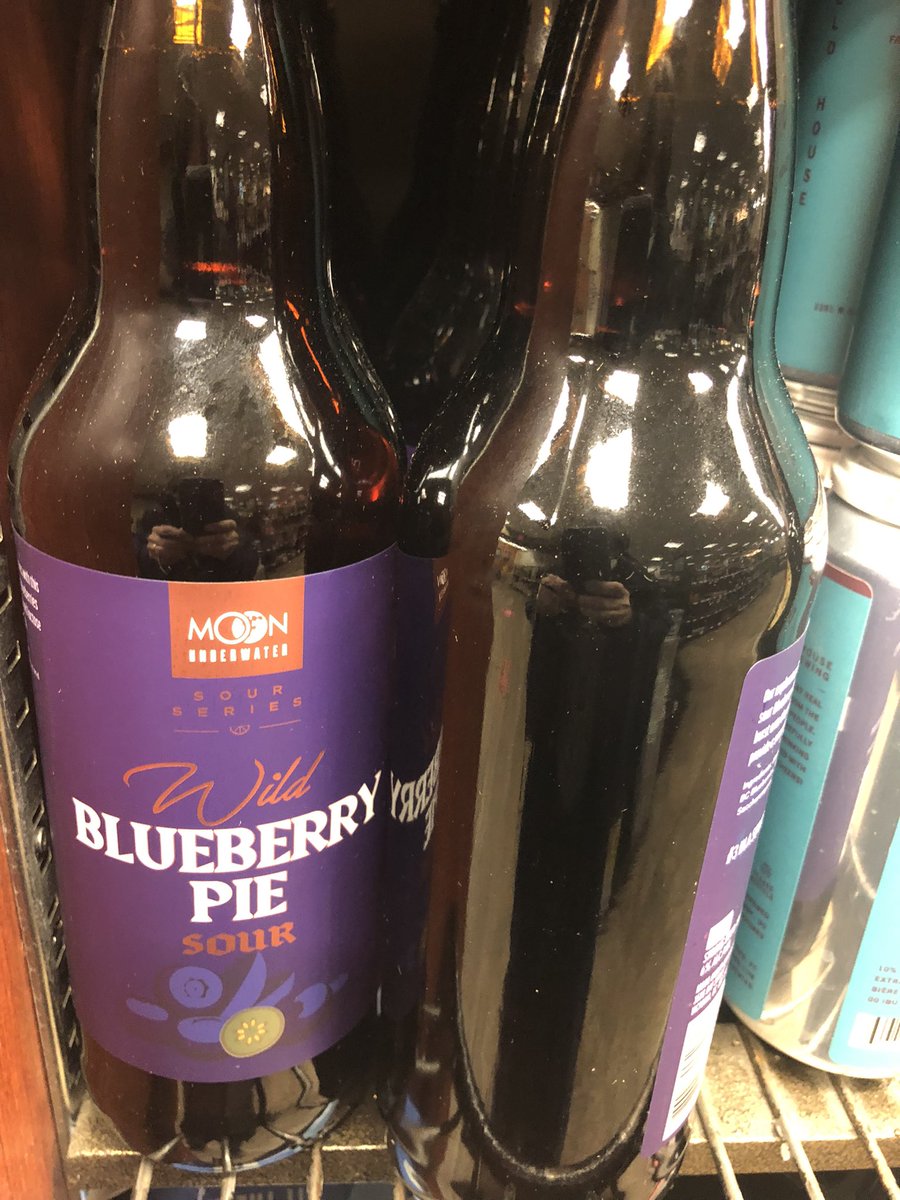 robsonbeers's tweet photo. What better choice on 3.14 than #BlueberryPie @MoonBrewery Happy #PiDay #bccraftbeer https://t.co/5nroIXQVnd