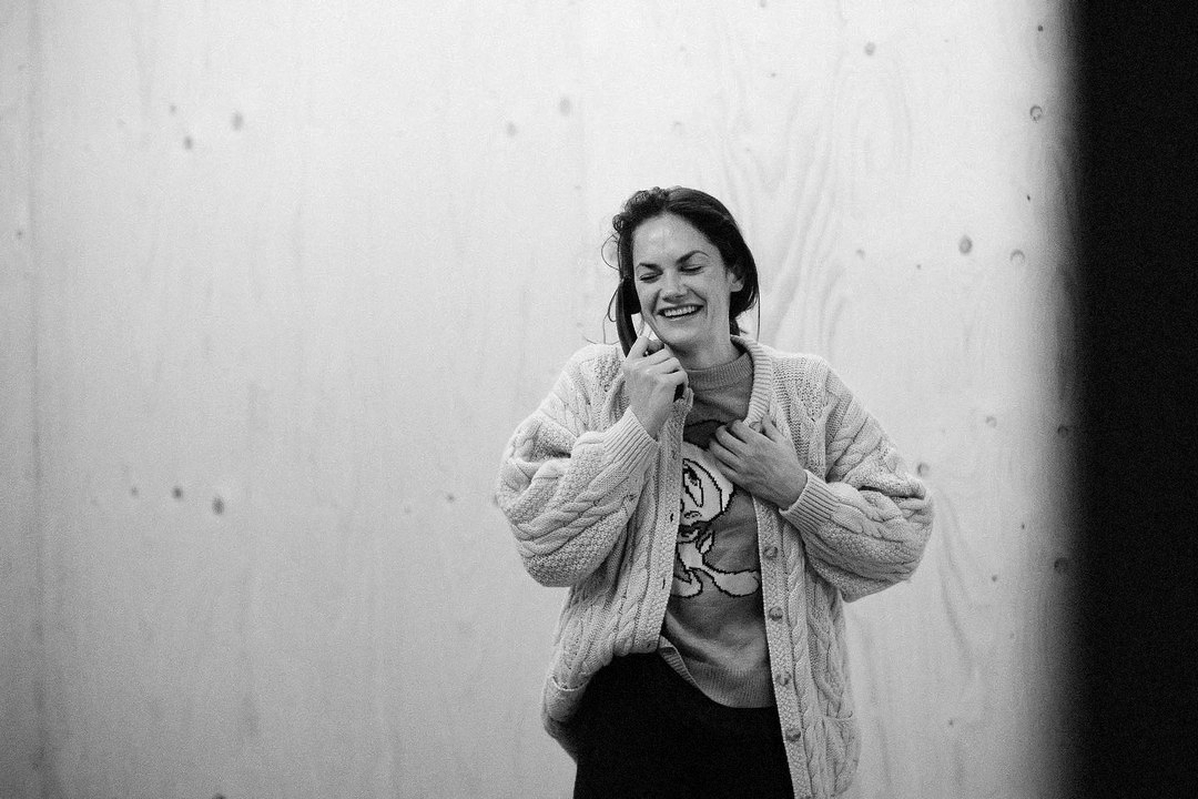 ruthwilsonposts's tweet image. Ruth Wilson in rehearsal for The Human Voice (2022)