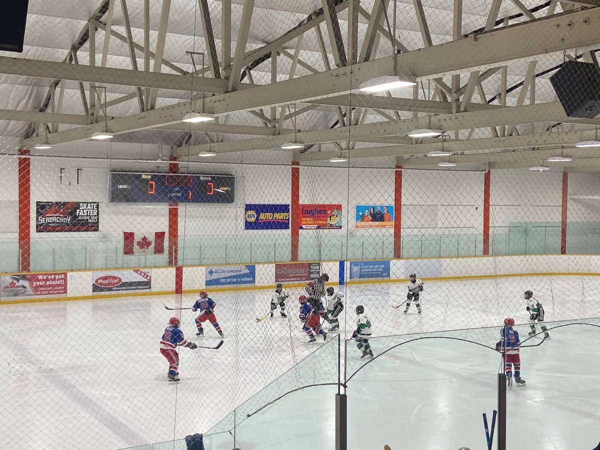 fort_u11aa's tweet photo. The U11AA Strike Group Rangers with the win and a hard fought battle! On to the next round tomorrow night! #redbuckets #playoffs #letsgetdowntobusiness @RAChockey https://t.co/VF38L3SKvD