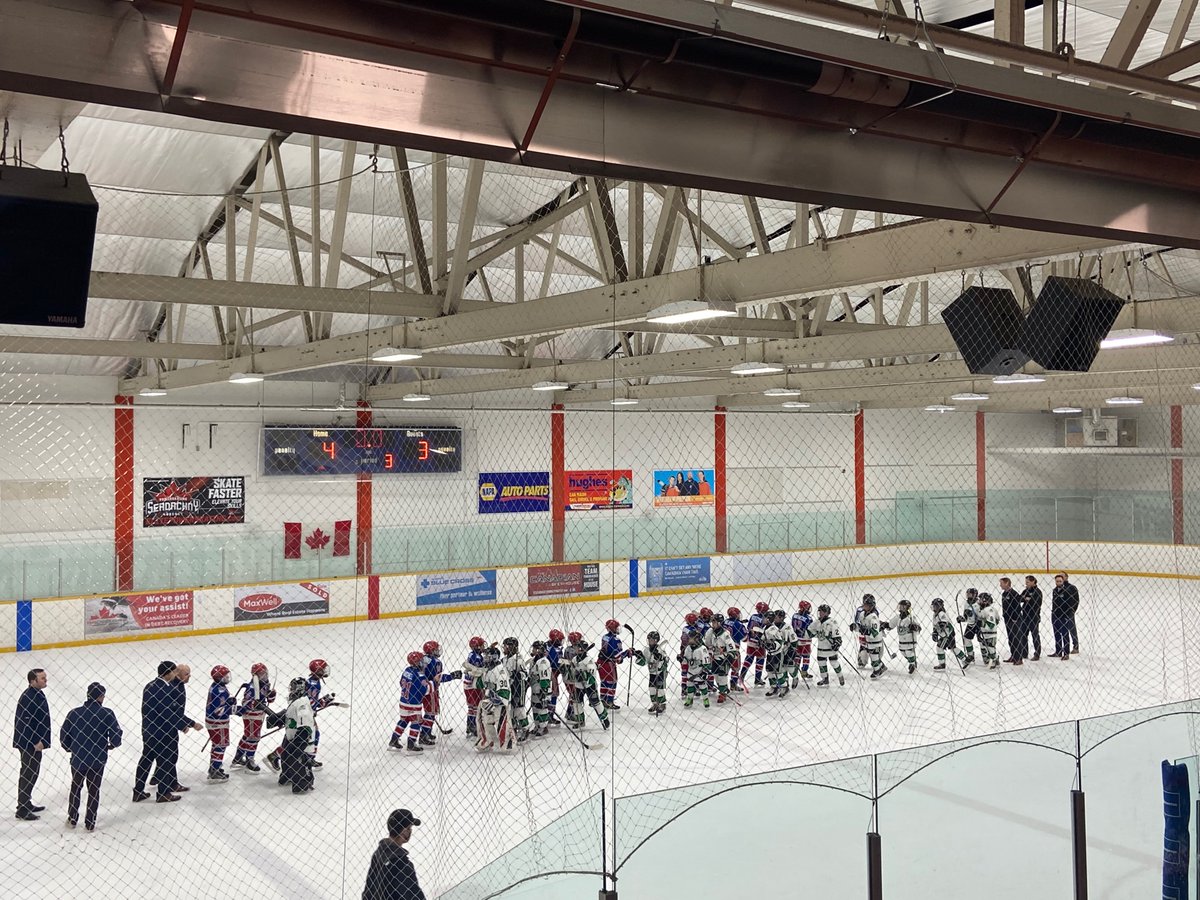 The U11AA Strike Group Rangers with the win and a hard fought battle! On to the next round tomorrow night! #redbuckets #playoffs #letsgetdowntobusiness <a href="/RAChockey/">Rangers Athletic Club (RAC)</a>