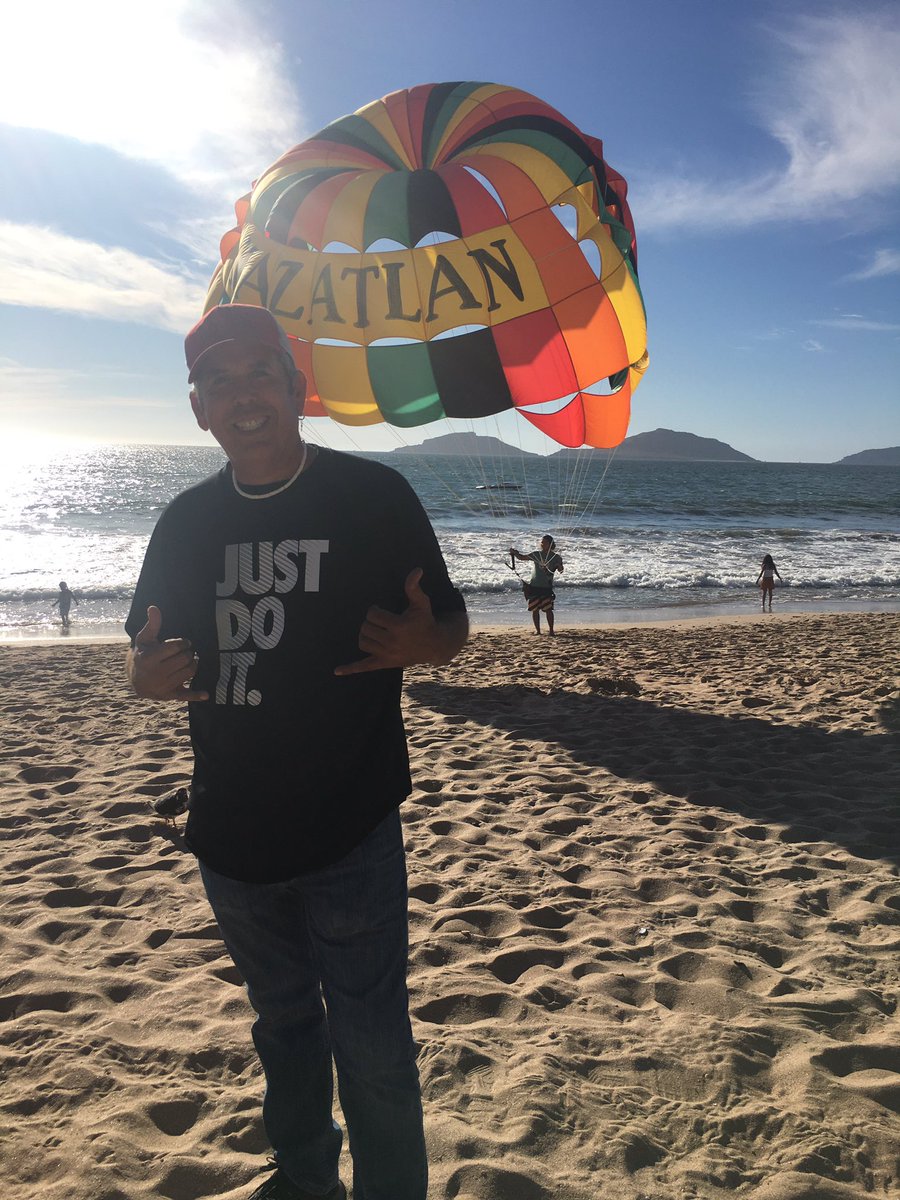 chiloloramirez's tweet image. Saludos!!!