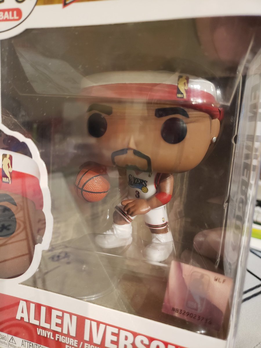 #SmokeBreaks / Mitch Mazur tweet media