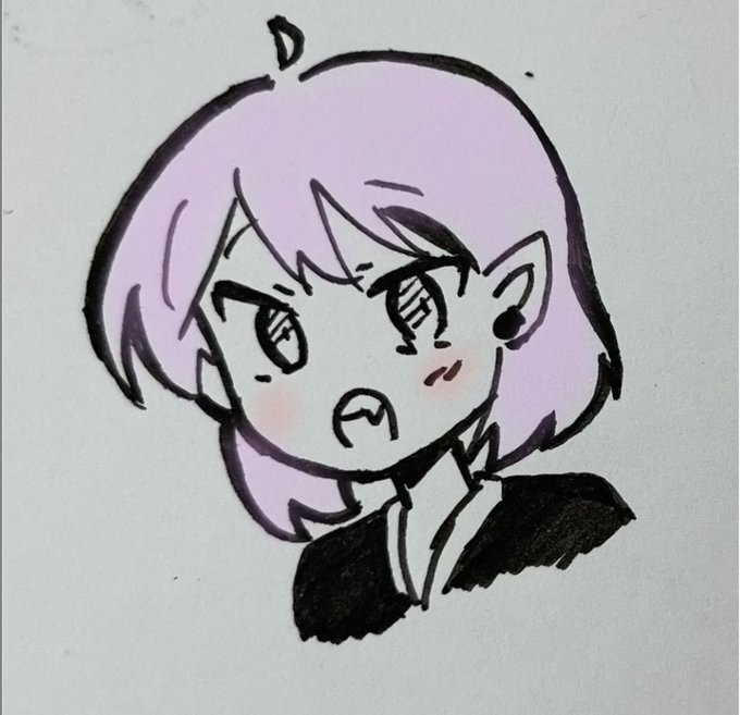 Amity有獠牙比較可愛 