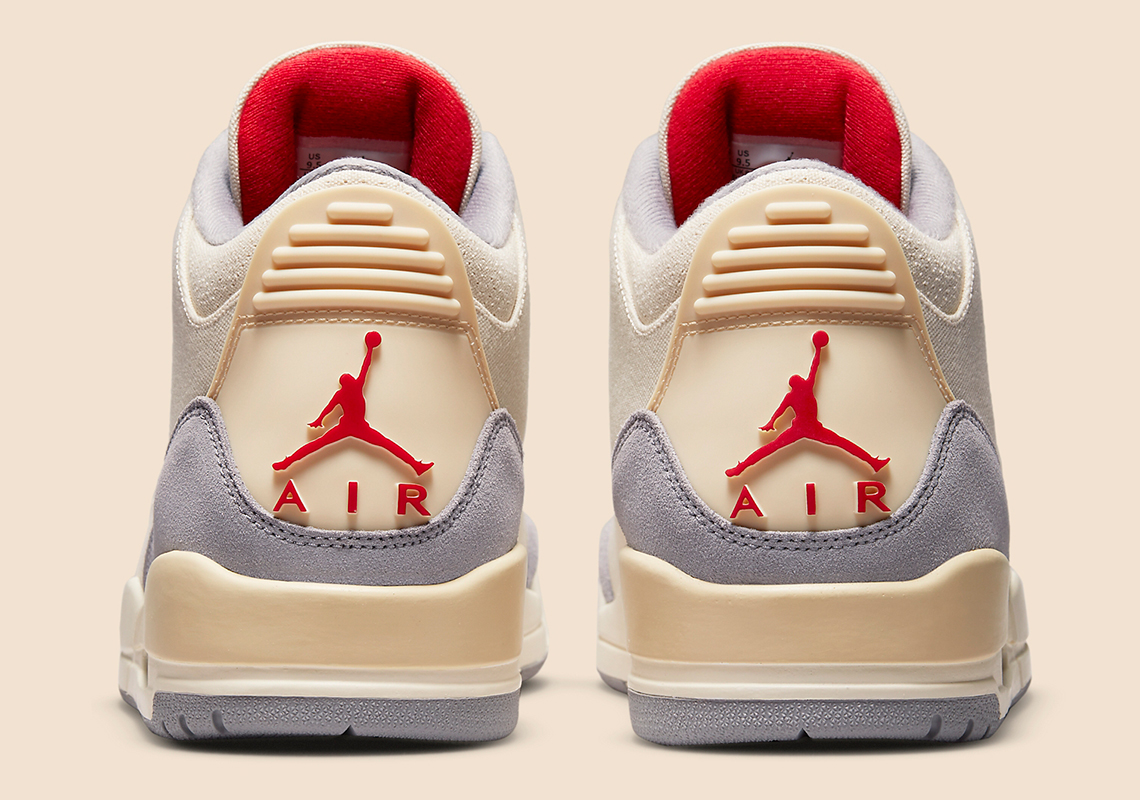 Sneaker News tweet media