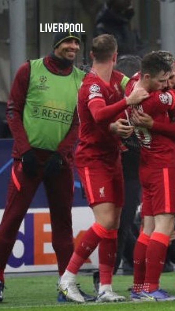 Threads For Reds tweet media