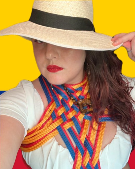 Work was fun today! I got to relish in my culture collabing with work! Viva, Colombia! @mrropestuff was<a href="/tag/colombiana"class="tags"><span>#colombiana</span></a><a href="/tag/colombia"class="tags"><span>#colombia</span></a><a href="/tag/paisa"class="tags"><span>#paisa</span></a><a href="/tag/viterbe%C5%84a"class="tags"><span>#viterbeńa</span></a><a href="/tag/vite"class="tags"><span>#vite</span></a>