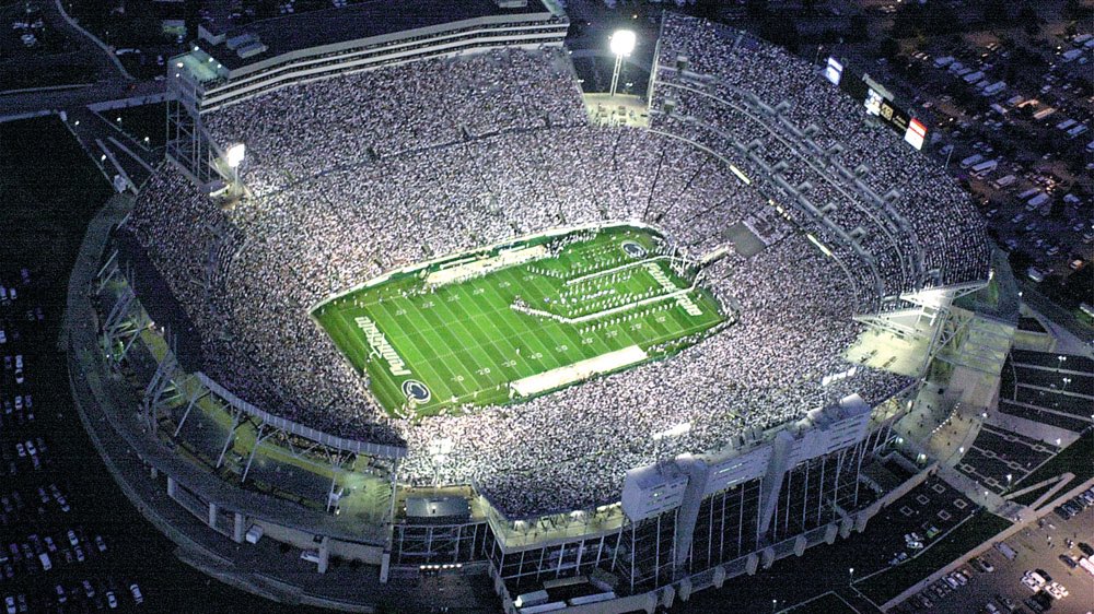 hansen_hogan's tweet photo. After a great conversation with @CoachTHowle I am blessed and honored to receive an offer to play at Penn State University!! @BellevueFB @TFordFSP @RFordFSP  @RealMG96 @BrandonHuffman @adamgorney #teamfsp https://t.co/rJIo1eVVK0