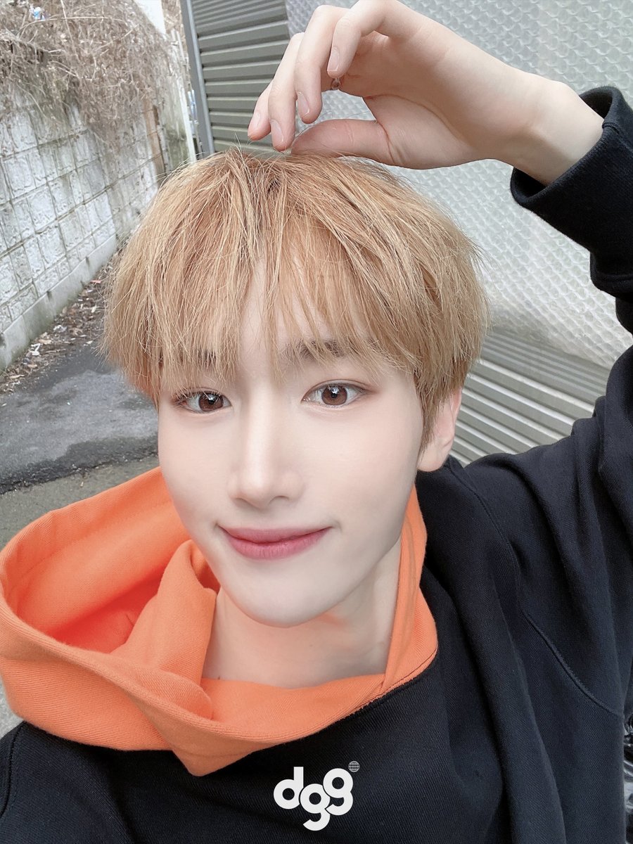 📸 | Fotos do Hyuk divulgadadas pela Dgg em seu Twitter oficial.

#혁 #HYUK #TPST #TEMPEST #템페스트 <a href="/TPST__official/">TEMPEST</a>