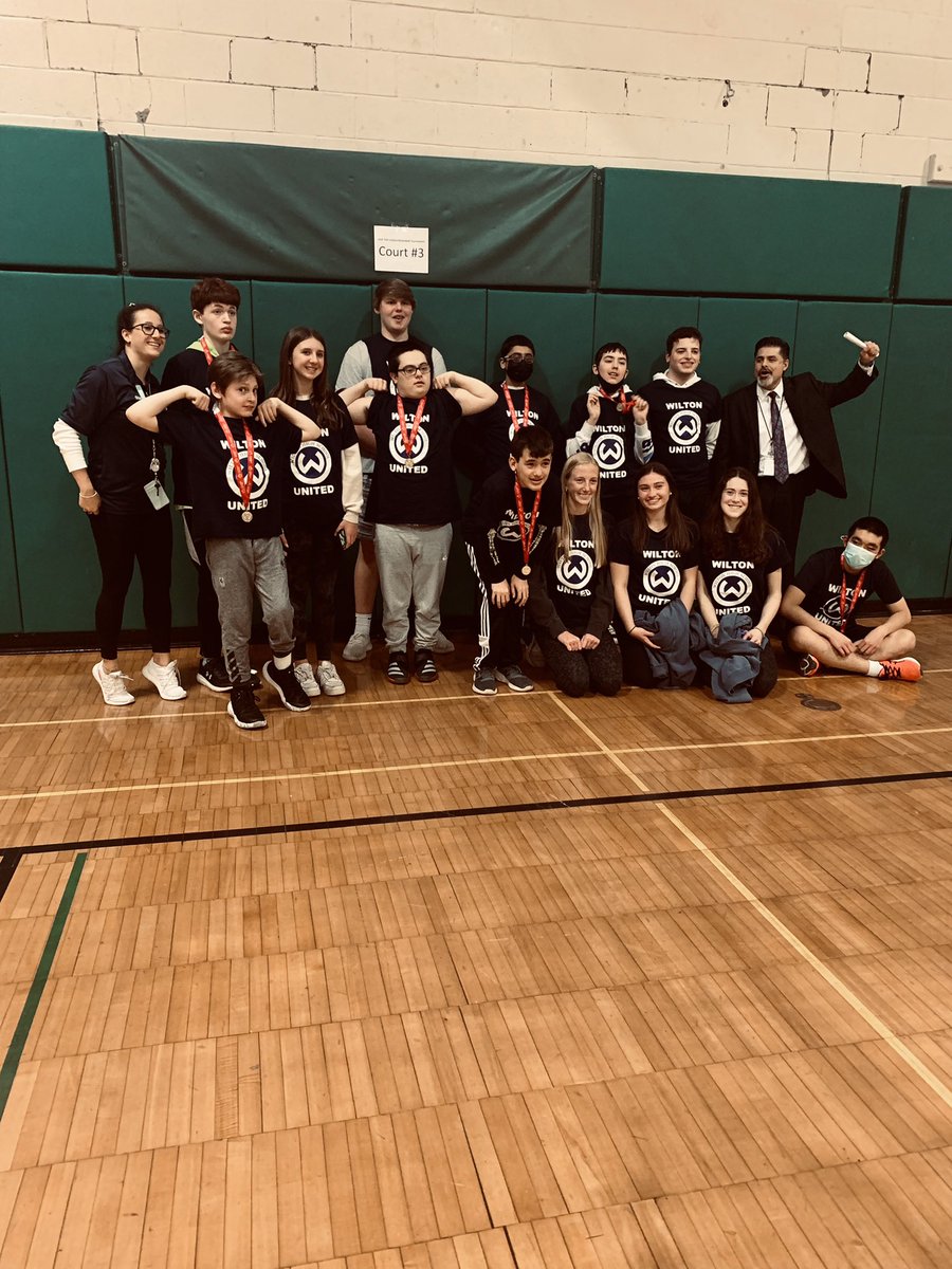 Wilton Unified 🏀 had a fantastic time <a href="/LudloweSports/">Ludlowe Athletics</a> tournament #wiltonwayct