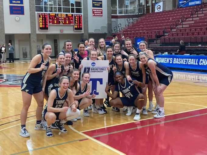 Conference Rivals. Familiar Foes.

Who wins this #d3hoops Final 4 matchup? 🤔

🔁 RT for <a href="/HopeCollegeWBB/">Hope College WBB</a> 
❤️ Like for <a href="/TrineWBB/">Trine Women's Basketball</a>