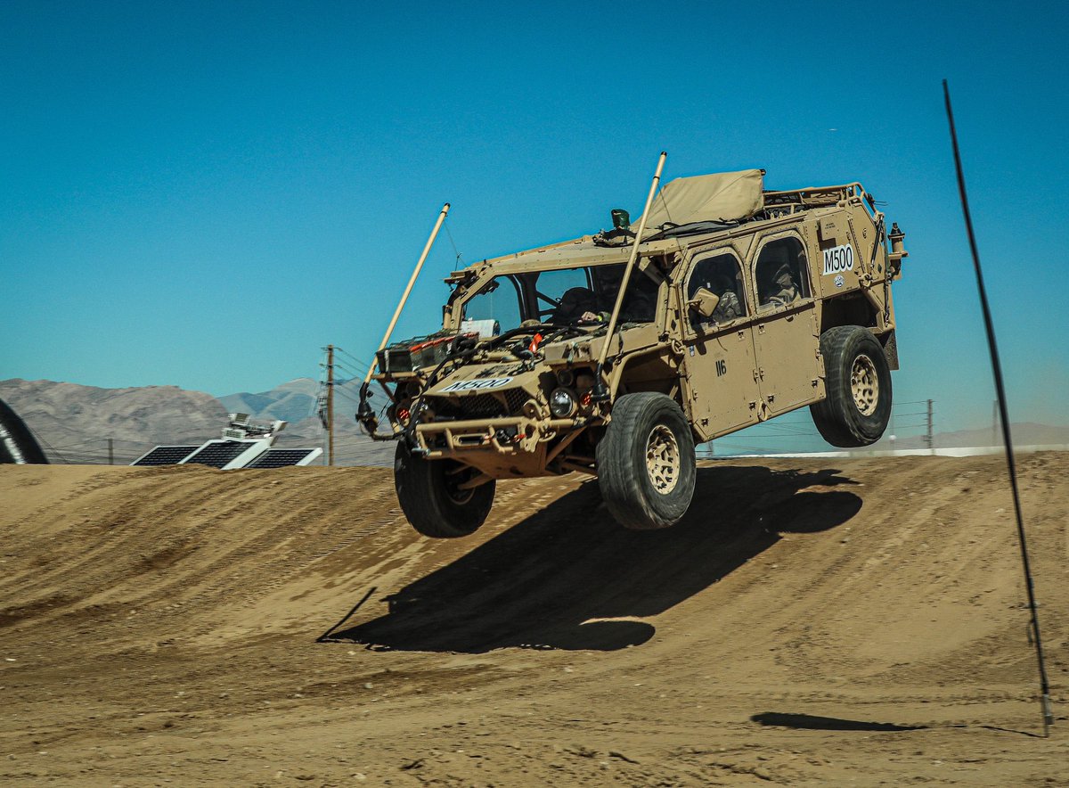 5thForces's tweet photo. Do anything cool this weekend? 

We did. #Mint400 #MondayMotivation 

We will take any opportunity to push ourselves and our equipment as far as they can go in order to know our limits. https://t.co/KbmTzXhXYa