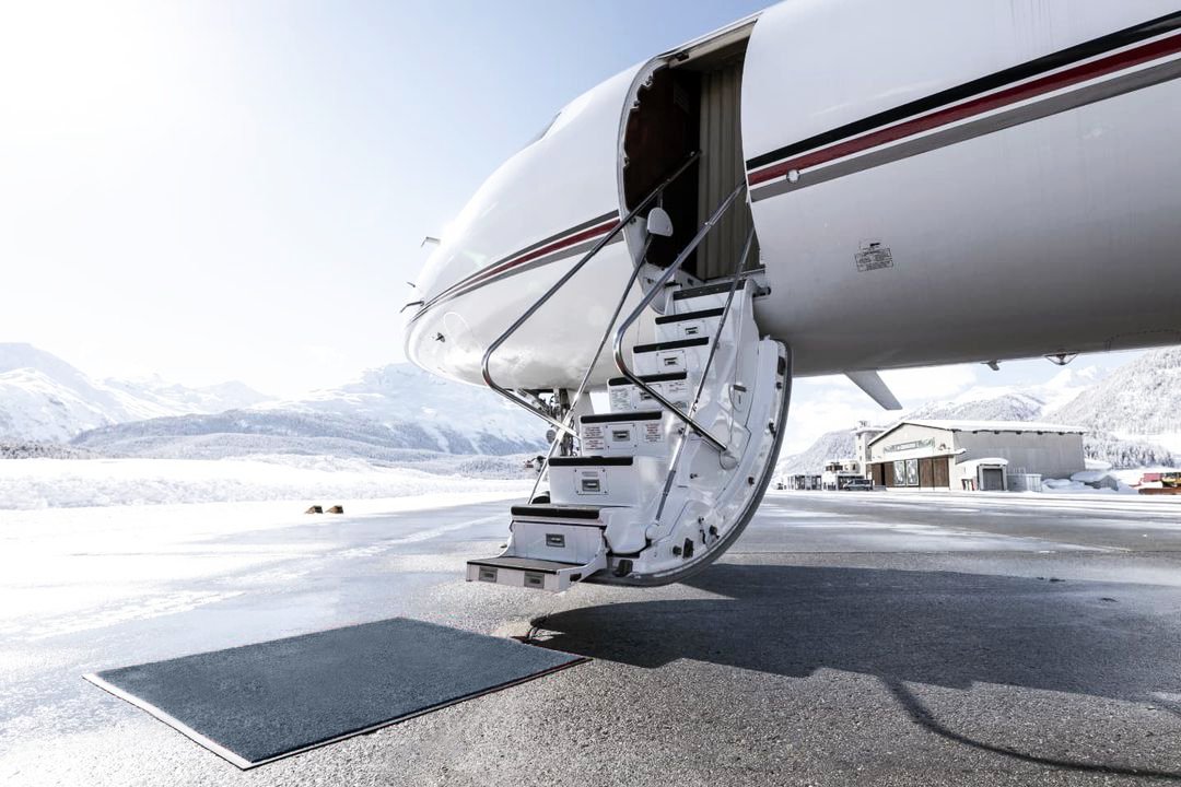 NetJets's tweet photo. Unmatched service. #OnlyNetJets https://t.co/eQo1LjsdmP