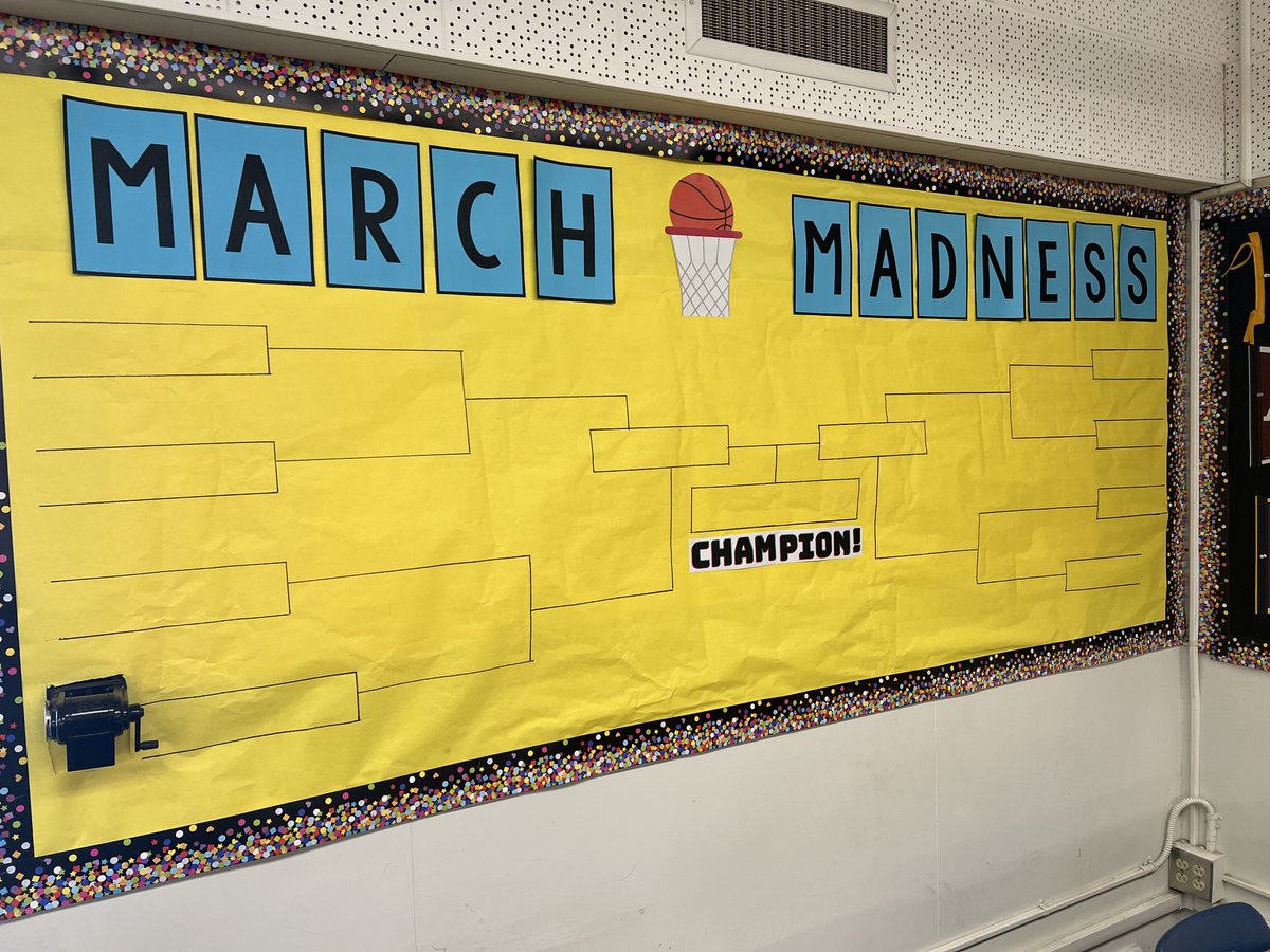 HaskellAcademy's tweet photo. Huge happenings at Haskell today! The students celebrated 🥧π Pi Day today with pie! π🥧 We also opened our student union today with March madness brackets! #abcstories https://t.co/9qgXshAPkX