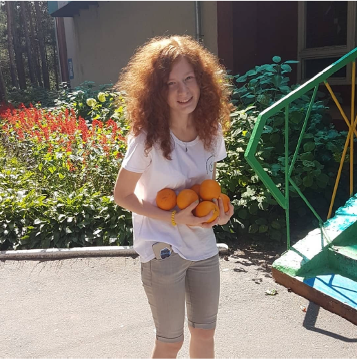 T34A's tweet photo. #JCW is saddened to hear of the death of Yulia Zdanovskaya, killed during a Russian attack on Kharkiv. In 2017, Yulia represented Ukraine at the European Girls' Math Olympiad &amp; won silver.  During Women’s History Month, we recognize her success &amp; send condolences to her family. https://t.co/cEXwgf4xK5