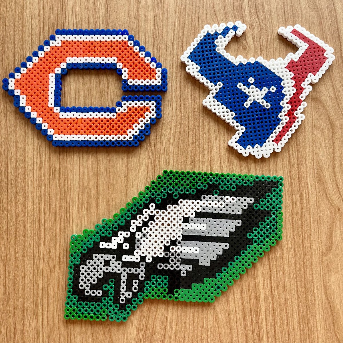 RT @ritsuzo628: CHI🏈 HOU🏈 PHI🏈 #アメフト #アイロンビーズ
