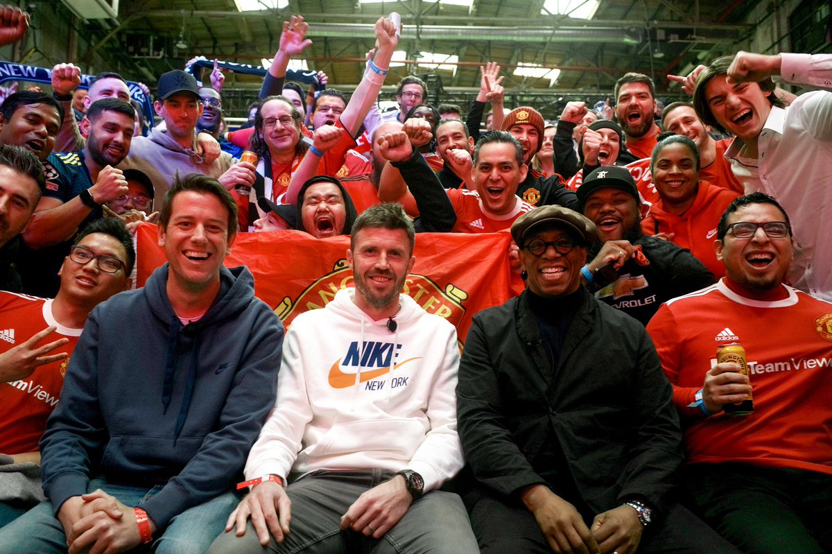 GREATBritain's tweet photo. We treated NY football fans to an immersive matchday experience with @premierleague in celebration of UK sport bringing the world together. 

Visit https://t.co/nGeGA2Mwgv to find out more about the global reach of UK sport ⚽️

#GreatCalling #MyPLMorning @BarclaysFooty https://t.co/FQ4USsi3FO