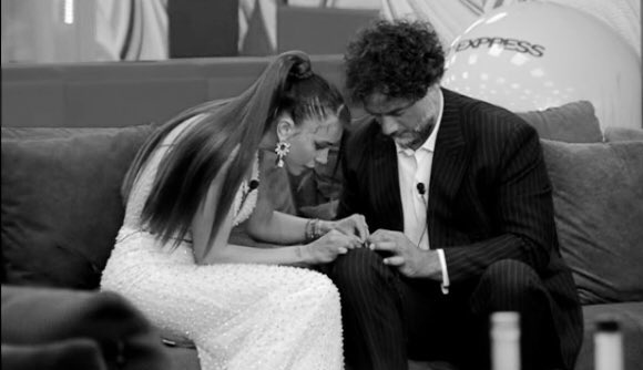 luvvnatic's tweet photo. Vi dichiaro marito e moglie💍 #jeru https://t.co/cw3BndZz86