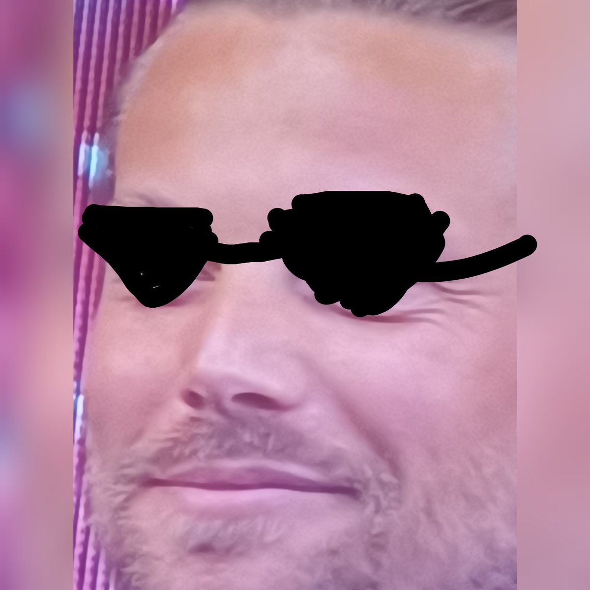 Loris84y's tweet photo. Taradaradaa.... grande Davidee #gfvip https://t.co/mvst5QT0CR