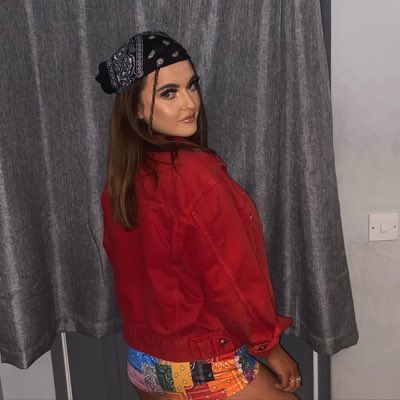 caitlinhigh's tweet photo. #NewProfilePic

Decided to make a Twitter comeback after a year n a bit, and boyyyy has a whole lot changed🥴😂 https://t.co/TKsCGj5hrk