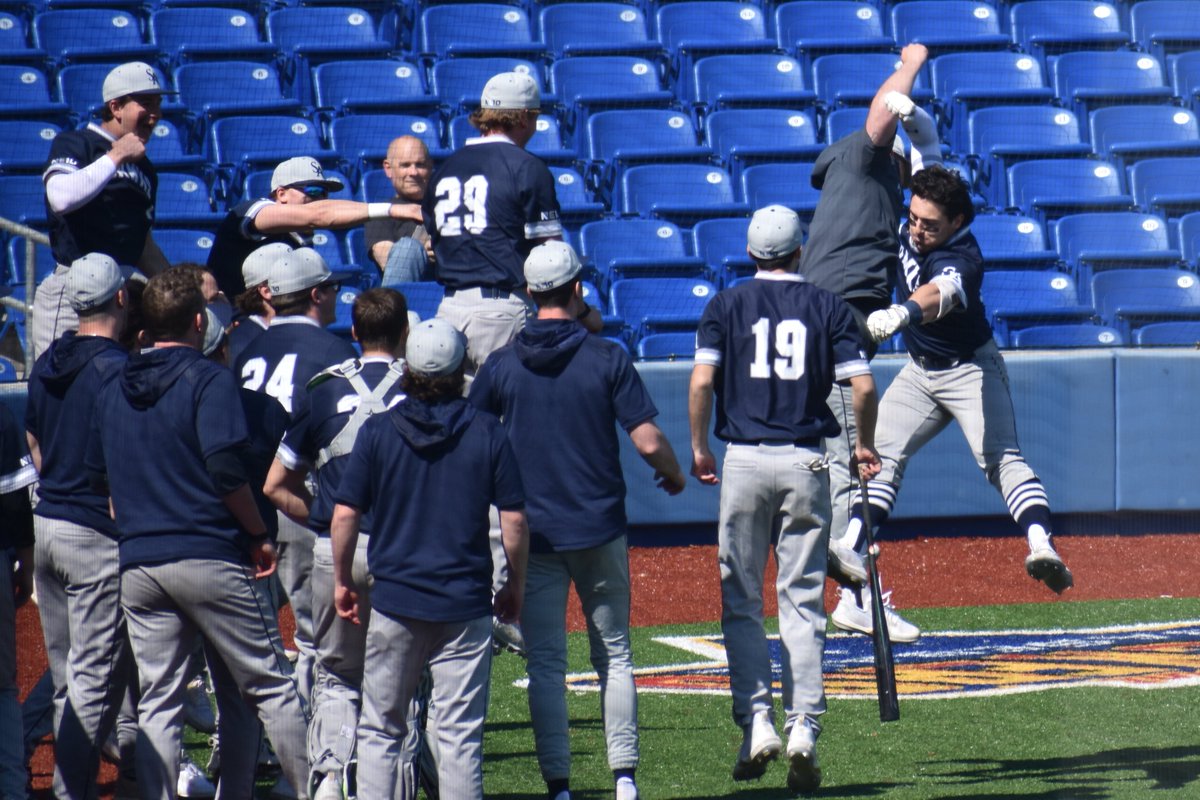 .<a href="/STAHawksBSB/">Saint Anselm College Baseball</a> posted three runs in the top of the eighth and five in the top of the ninth to grab its fifth consecutive win on Monday, downing Dominican (N.Y.) by a 12-7 score - RECAP: saintanselmhawks.com/news/2022/3/14… #HawkSoarHigher #NE10EMBRACE