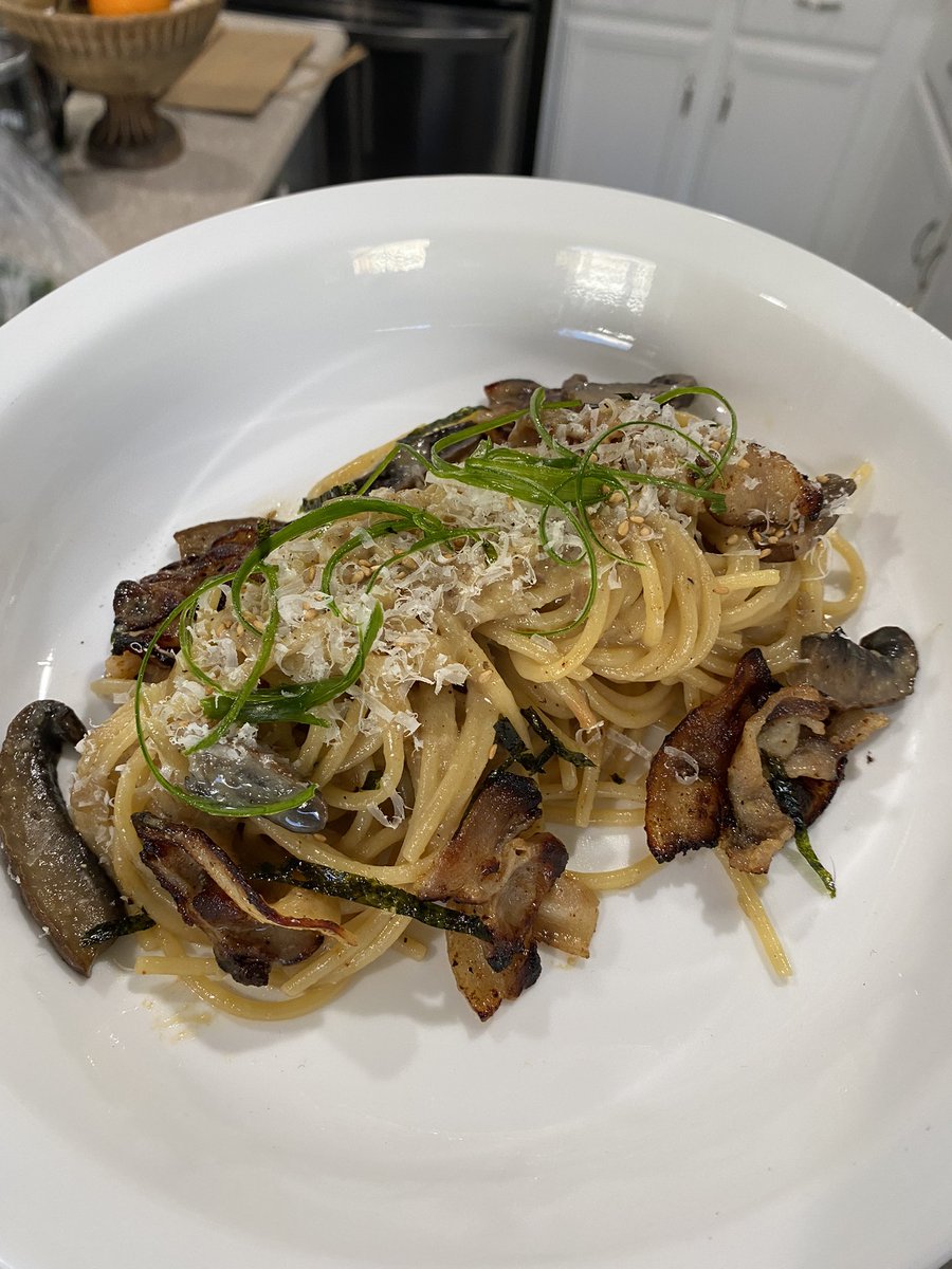 davointaylor's tweet photo. I don’t normally like to post my cooking but:
The cook                   The food
Miso pork belly carbonara https://t.co/OVDlBPaA03