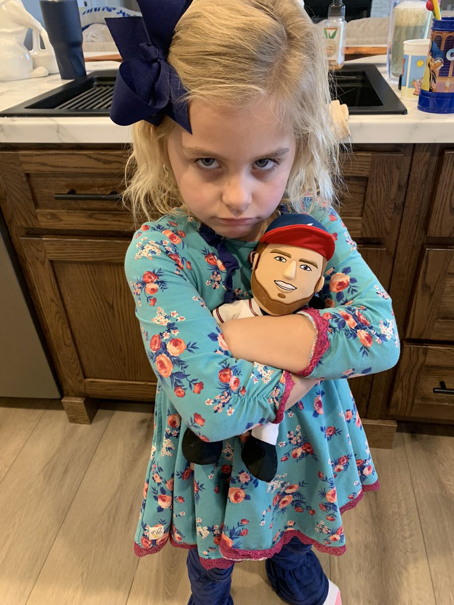 calliekaye's tweet photo. My 5 year old currently. #FreddieFreeman @Braves https://t.co/CWDjvcSYZQ