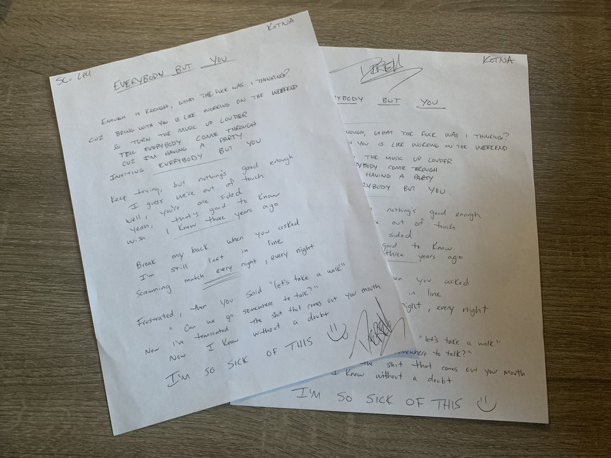 State_Champs's tweet photo. Retweet our pinned tweet for a chance to win handwritten lyrics from @dereksteez! 

The other one will be given away this month on Champs Fam https://t.co/SaKUWB5eRb