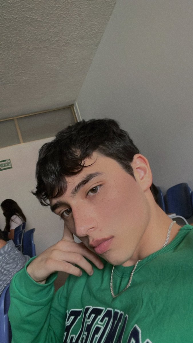 Thiago_tvv's tweet photo. Holaa #onlyfans #LGBTQ https://t.co/FnSwHTOR5r