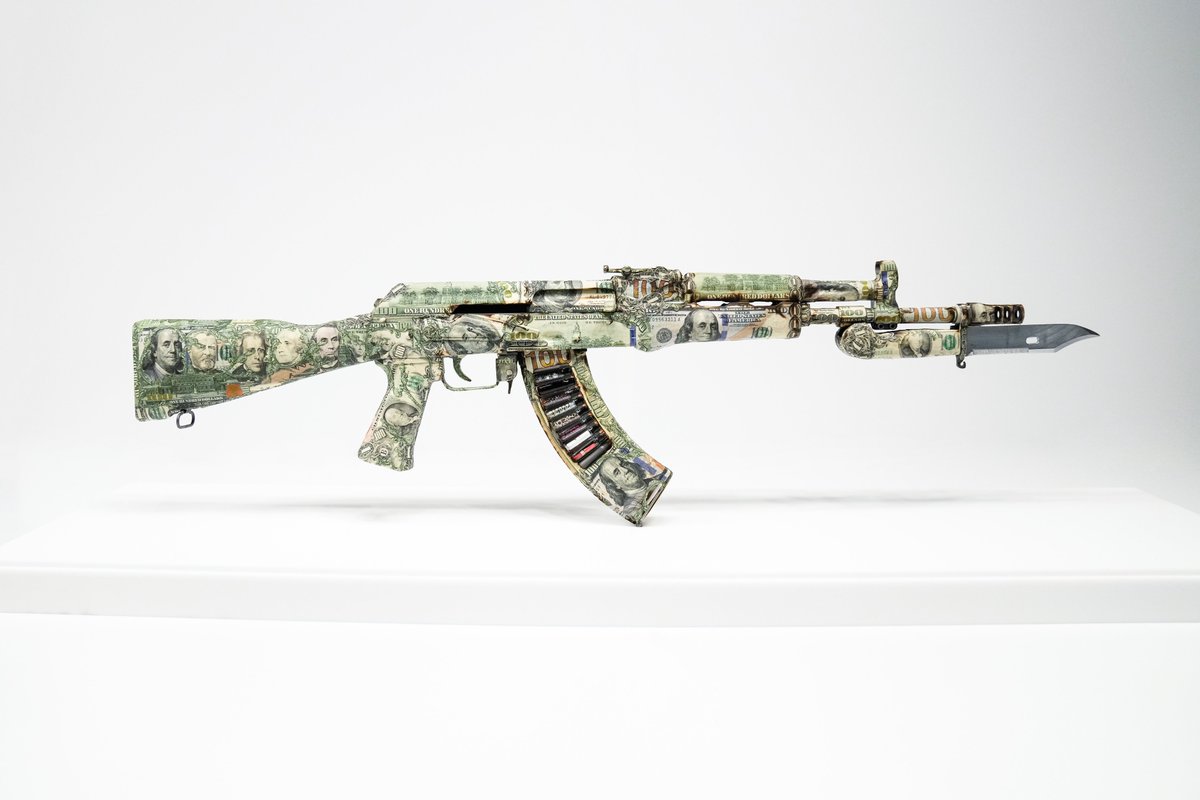 danawhite's tweet photo. Many of you have seen my AK-47 art piece. This is a new one done by @BranSymondson. The detail is INCREDIBLE https://t.co/NswwG7DkYb