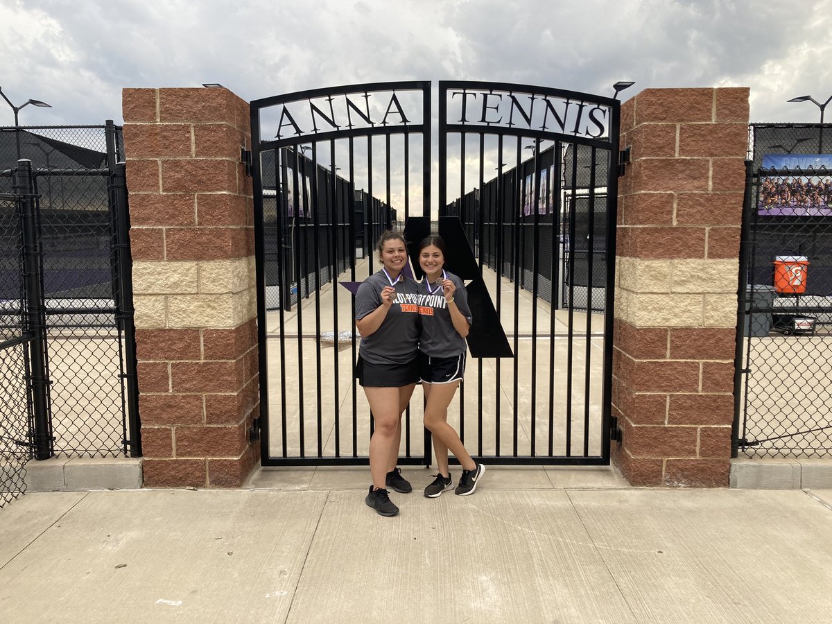 PPHSTennis's tweet photo. @kaylynn474 and @LizetteSSSS bringing another medal home today
#SLOWGRIND🏁 https://t.co/EP8sUayigc