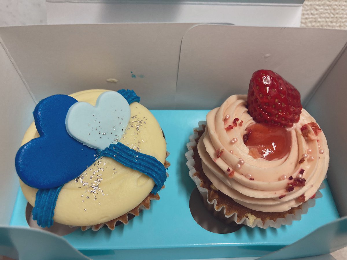 kazuhiro_m's tweet photo. おはようございます！☀️

昨日のホワイトデーは、カップケーキにしました。
#lolascupcake
 
#おは戦40315mk 🔥 https://t.co/G56xJEQPey