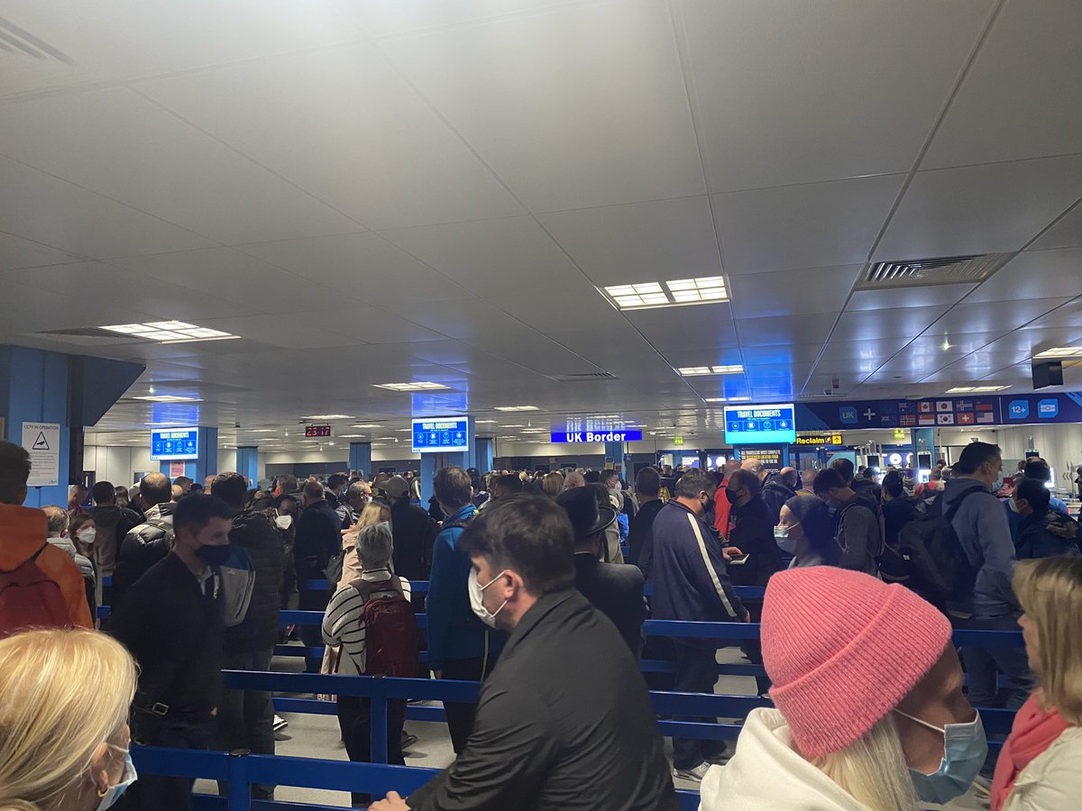 Chaos @ManchesterAirp 000s queuing for passport control. Impossible to social distance, complete disaster. Look forward to seeing what it’s like in the summer holidays…