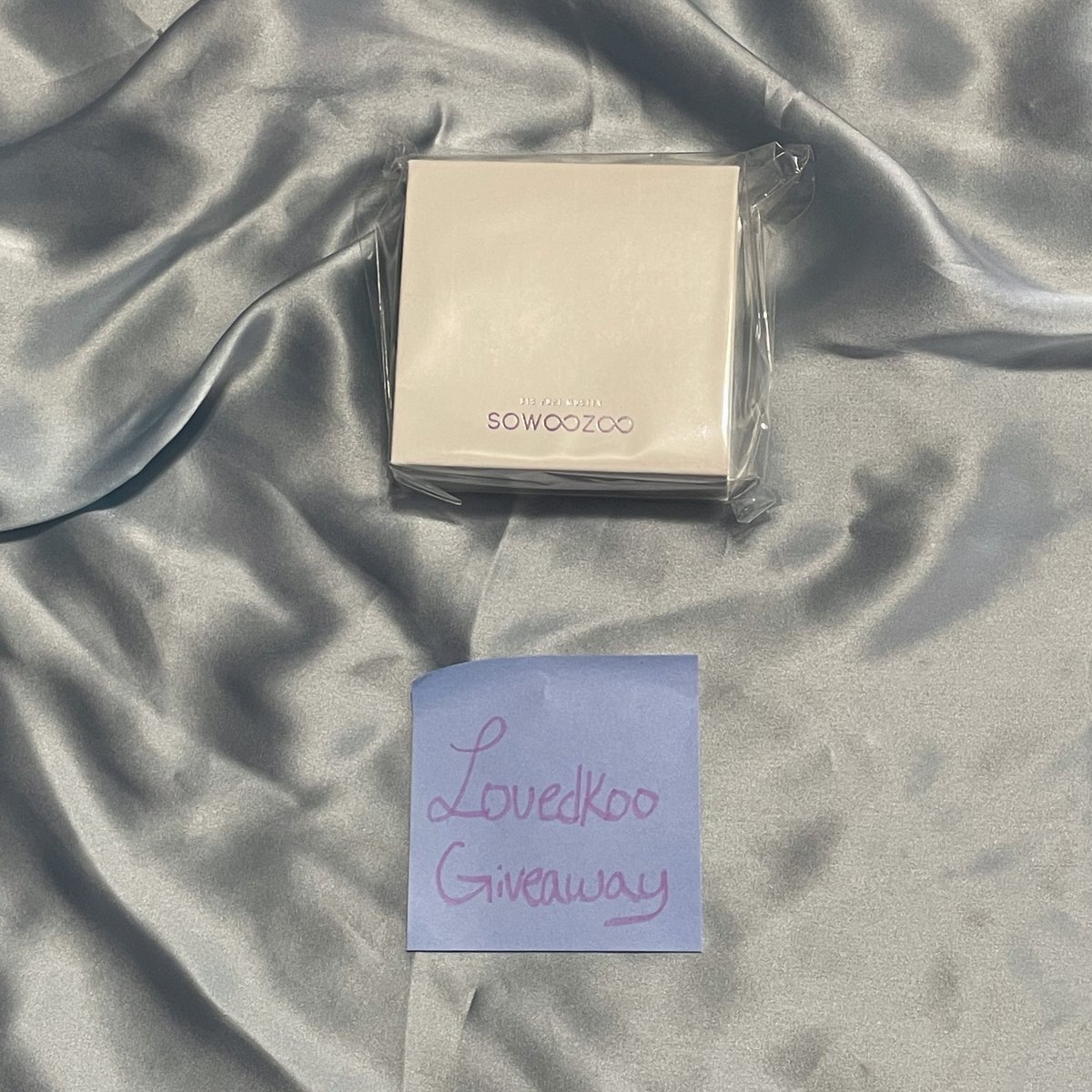 Iovedkoo's tweet photo. BTS SOWOOZOO EARRINGS GIVEAWAY 💜

TO ENTER:
💫 followers only
💫 retweet 
💫 reply bts pics

DETAILS:
🎆 sowoozoo earrings ordered from weverse 
🎆 still sealed as originally shipped
🎆 worldwide 

ENDS 3/19 https://t.co/HQFYFIR1Z4