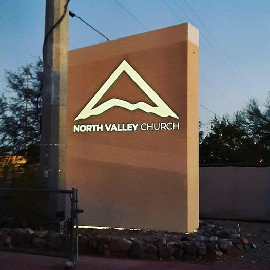 Did you see our new monument sign?! It pretty fun to be able to spot it from the I-17 at night! 🙌
#northvalley #logo #sign #church #welcome #campusdevelopment #lettherebelight #arizona